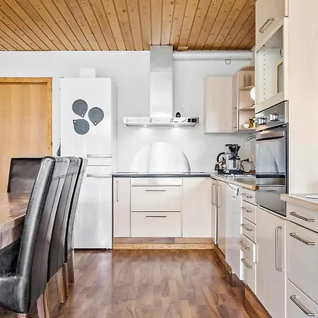 Awesome In With Kitchen Holiday home