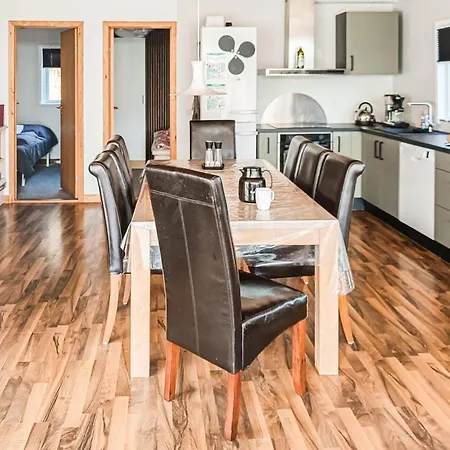 Сasa de vacaciones Awesome In With Kitchen